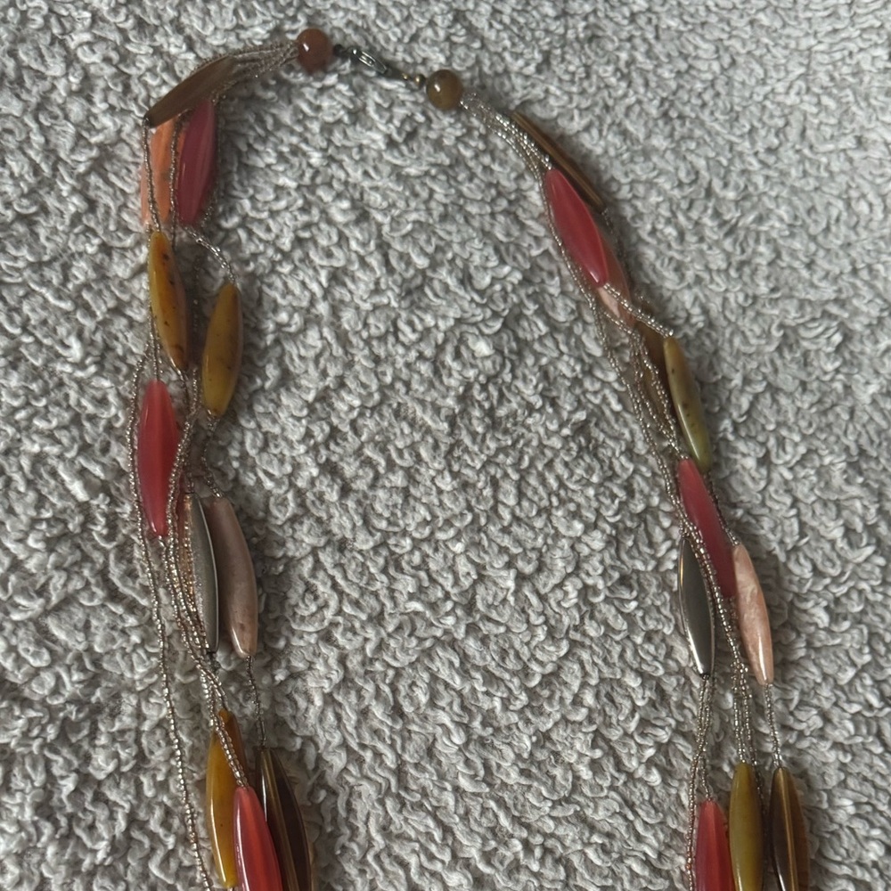 Multicolor Beaded Necklace! - Picture 4 of 6